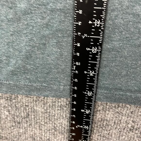 UK Wildcats T-Shirt Mens Size L Gray Blue Chevron Graphic Kentucky Fan Tee - Picture 3 of 8